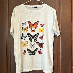 BUTTERFLY GRAPHIC TEE